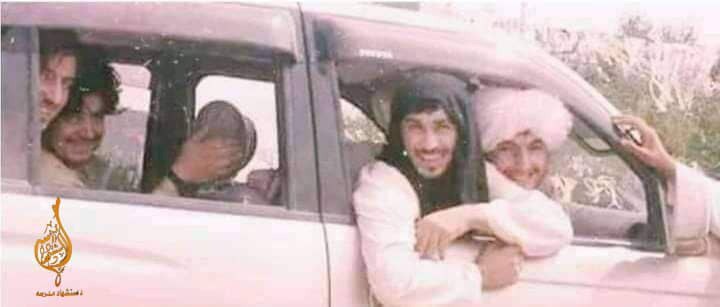 ځوان څارګر tweet media