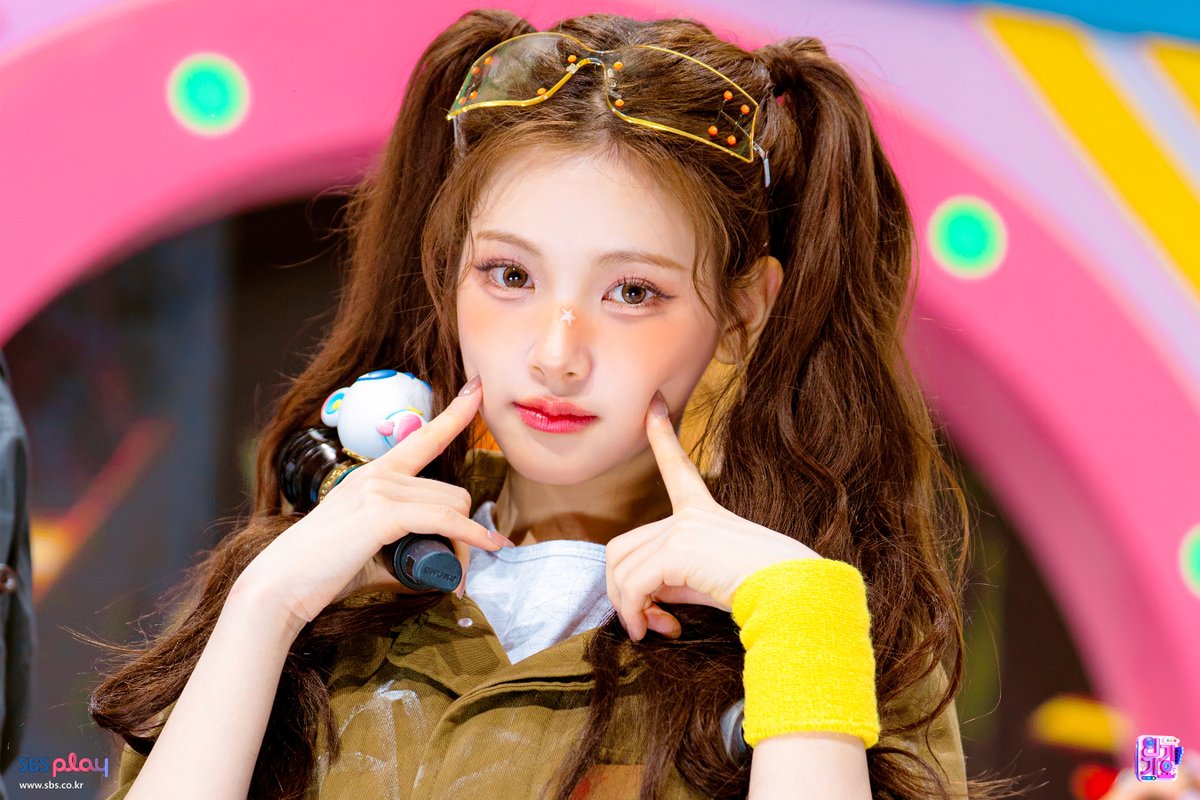 SBS 인기가요 (SBS Inkigayo) tweet media