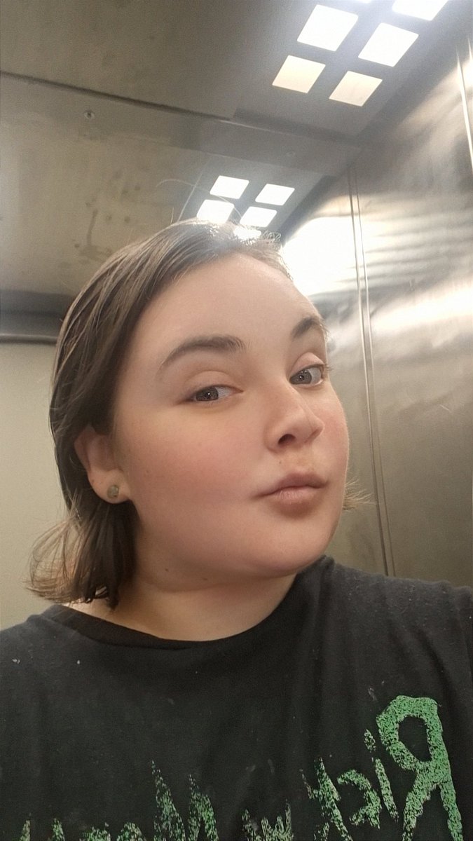 Thequeenmimi tweet media