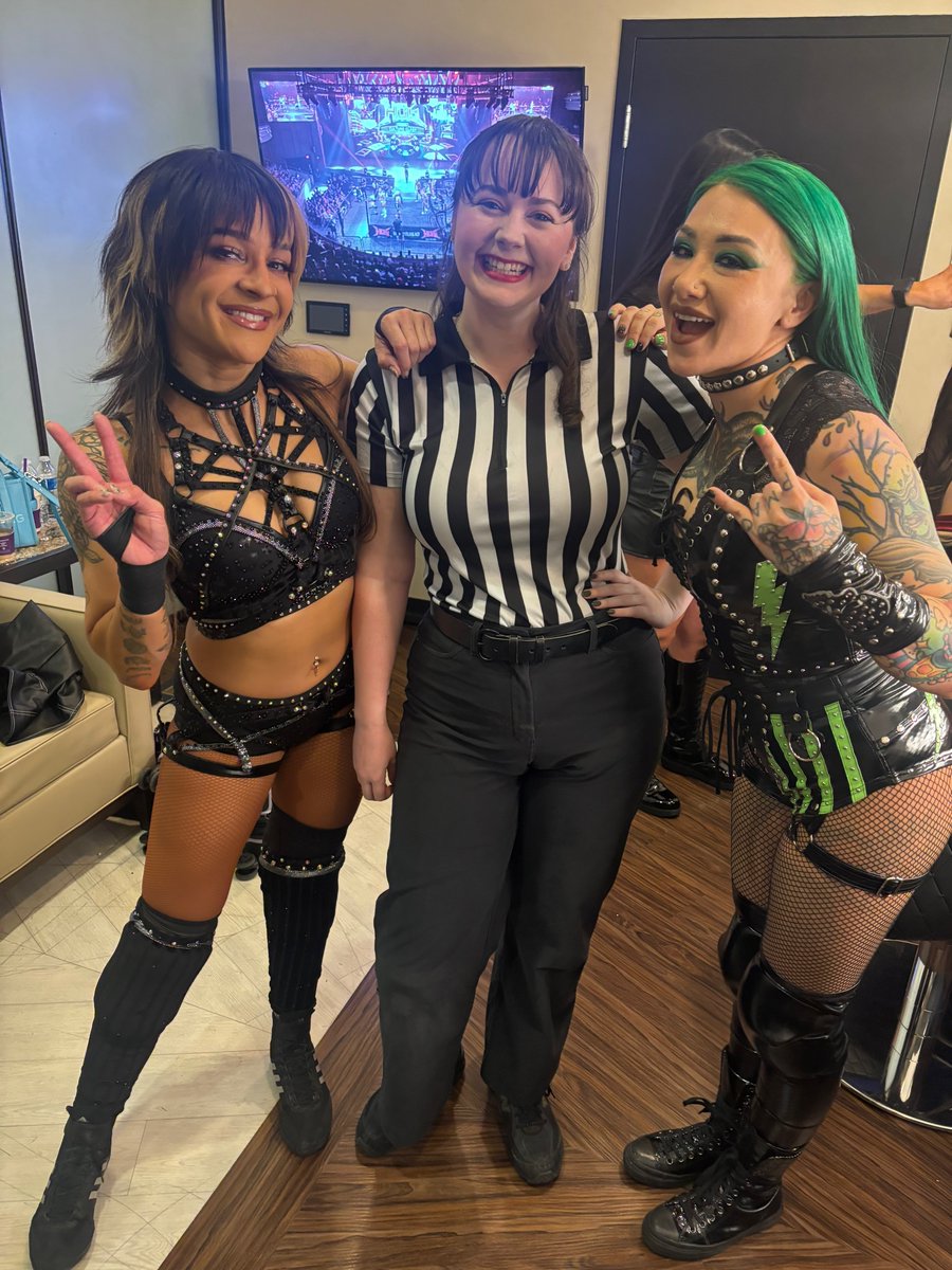 Rozie Jones ロージー ジョーンズ tweet media