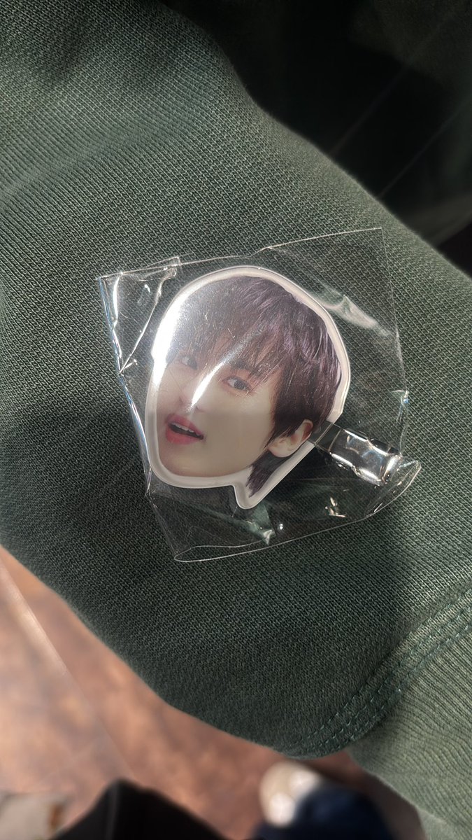 めいめい tweet media