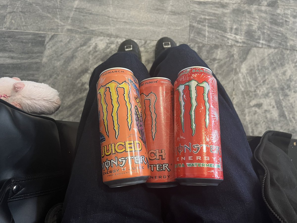 Siopuvty tweet media