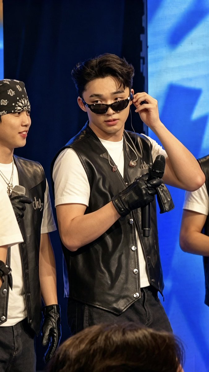 keithkit🌭🍎 tweet media