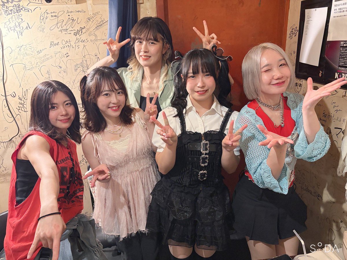 むらたたむ tweet media