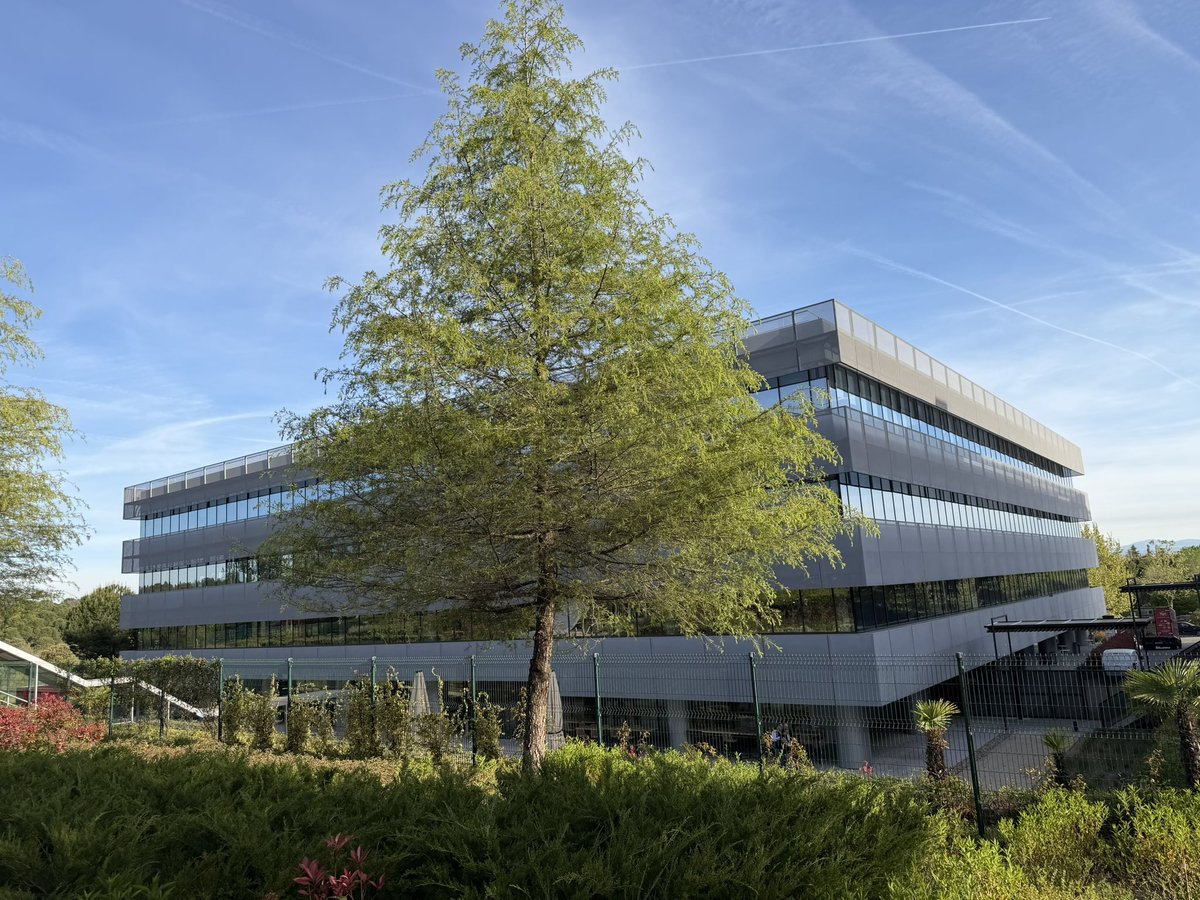 jpiedrahita's tweet image. Arrancamos viernes (siempre presencial) con otra gran #marca, en su sede: @SecuritasDirect que ahora es @verisure también en España. Nos lo cuenta su directora de #marketing, Nina Llordachs.