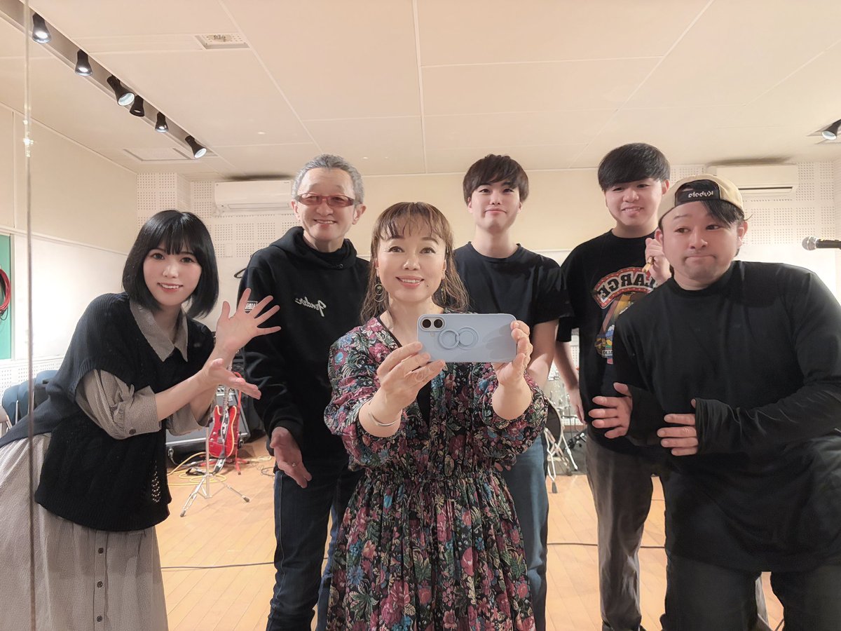 島みやえい子 tweet media