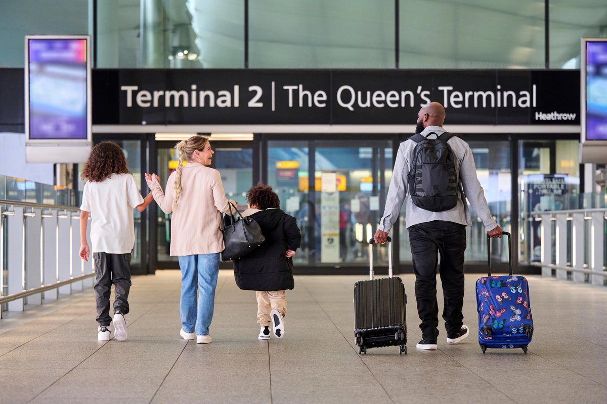 Heathrow Airport tweet media