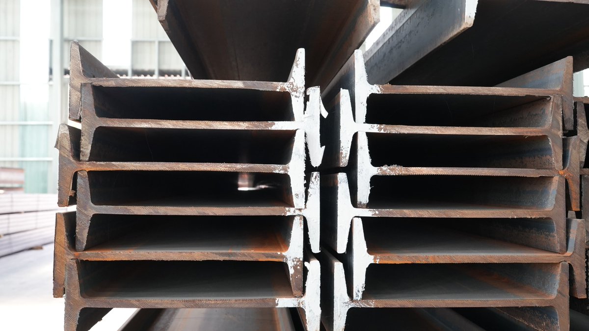 FsdSteel's tweet photo. I Beam 🏗️ Strong, stable &amp; cost-effective for buildings, bridges &amp; industrial structures. Built for performance and durability.

📧 wain@fsdsteel.com
🌐 https://t.co/X7SzBAx2yB

#ibeam #structuralsteel #constructionmaterials #industrialsteel https://t.co/wJMU7fzwL0