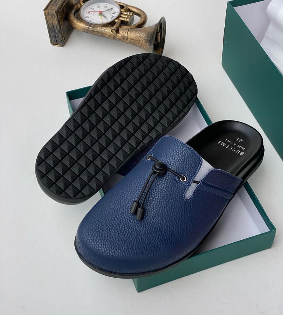 ShoeRack tweet media