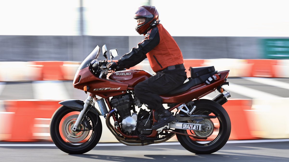 bboor109's tweet photo. #gsf1200s
#suzuki https://t.co/WVpFlQjM8U