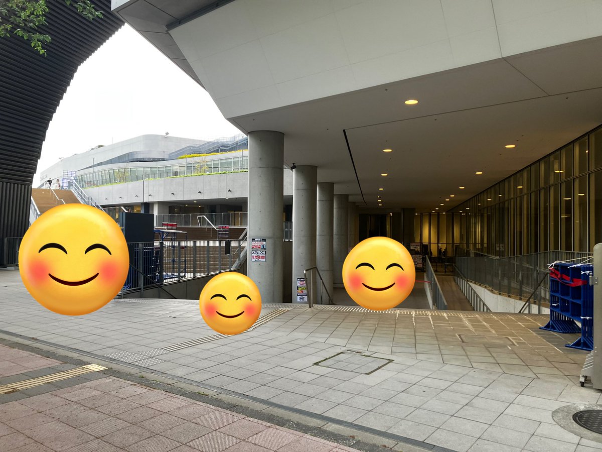 ヒガサ tweet media