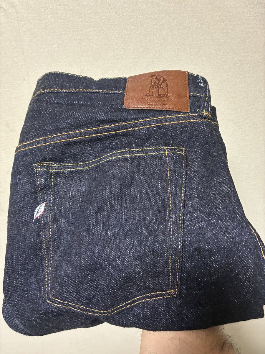 f_gh65's tweet photo. え〜と、また新しいデニムを買っちまいましたー！
今回はピュアブルージャパンデニムです。反省しておりません！
#デニム
#アメカジ https://t.co/Wd87GmNzZs