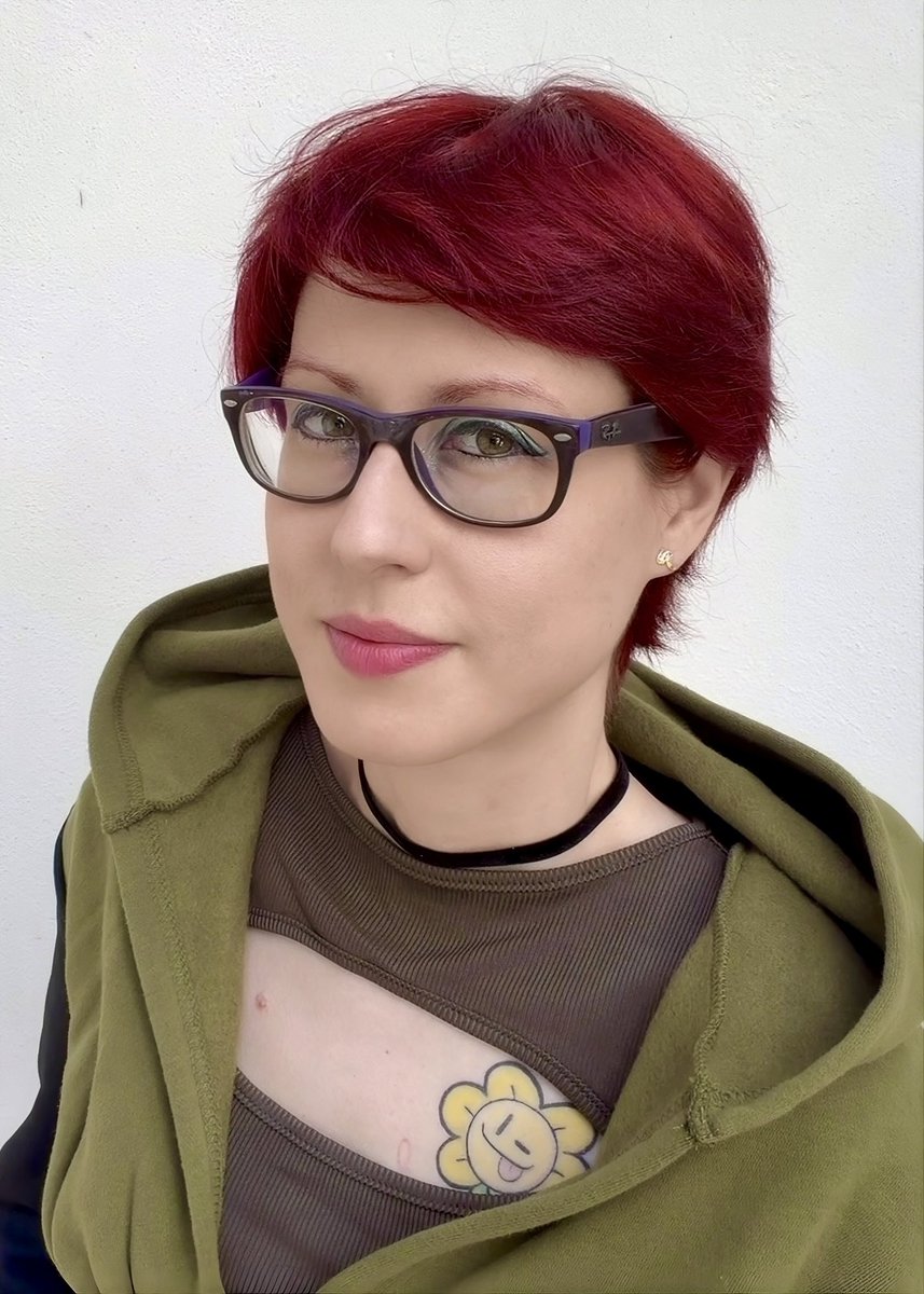 PhenrirMailoki's tweet image. 🦗🌿
#photography #green #portrait #chirp