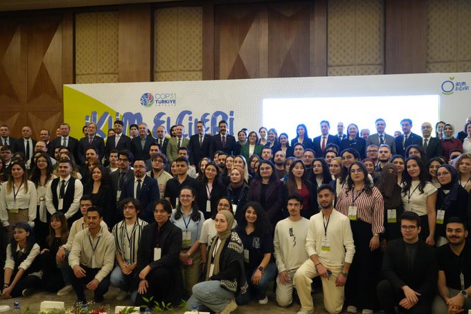 Parantez Dergisi 🇹🇷 tweet media