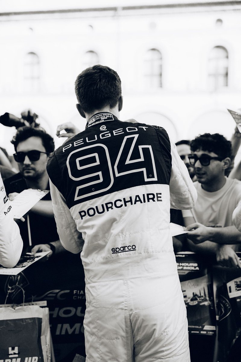 TPourchaire's tweet photo. Taking photos, doing interviews, signing autographs ✅

Media days are done, first weekend of the @FIAWEC is on in Imola 🇮🇹

Forza @peugeotsport 💪🏼 https://t.co/sykDowx781