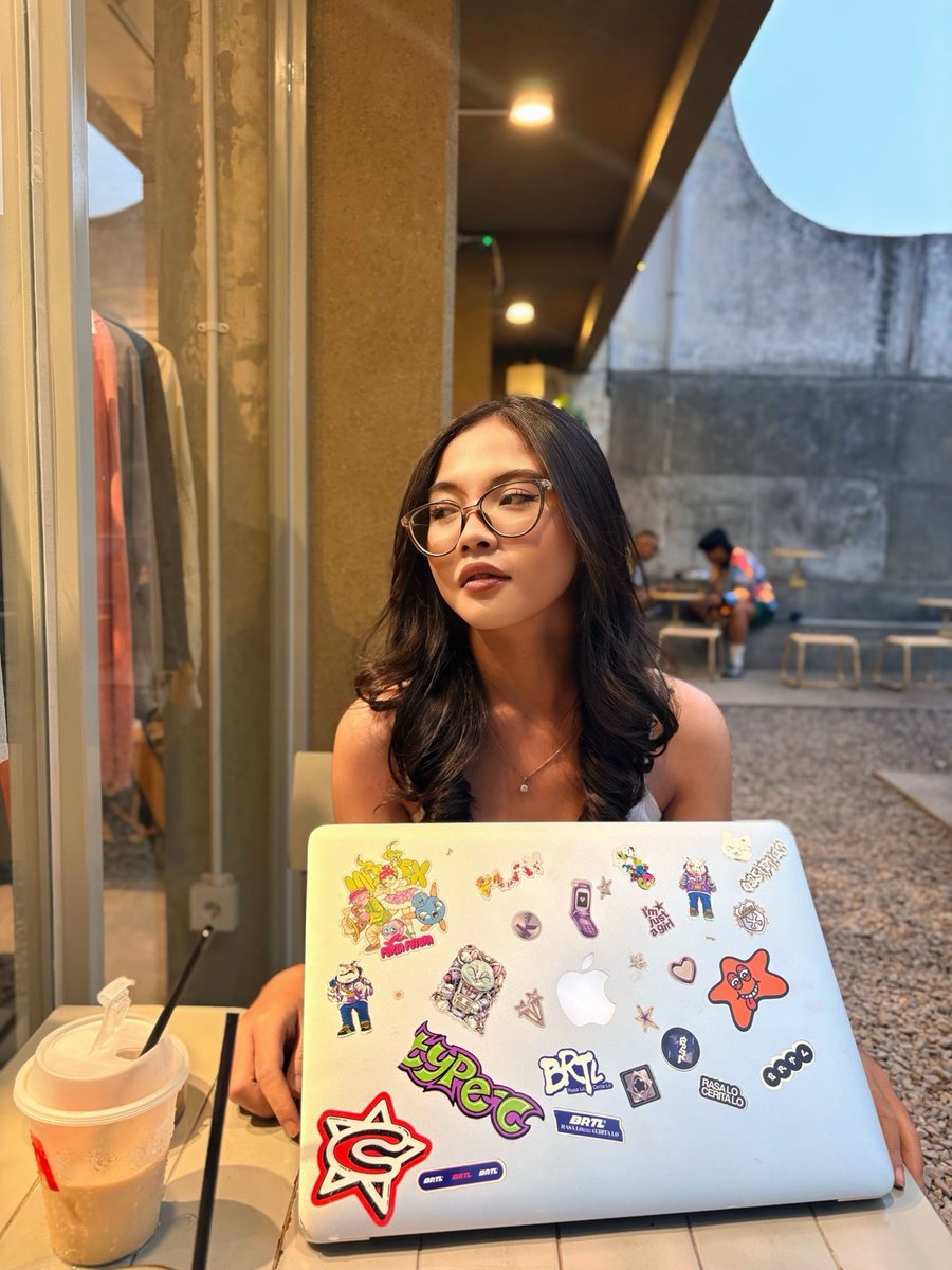 v10letdust's tweet photo. 💁🏻‍♀️💁🏻‍♀️ https://t.co/ba2tUfTGQ3