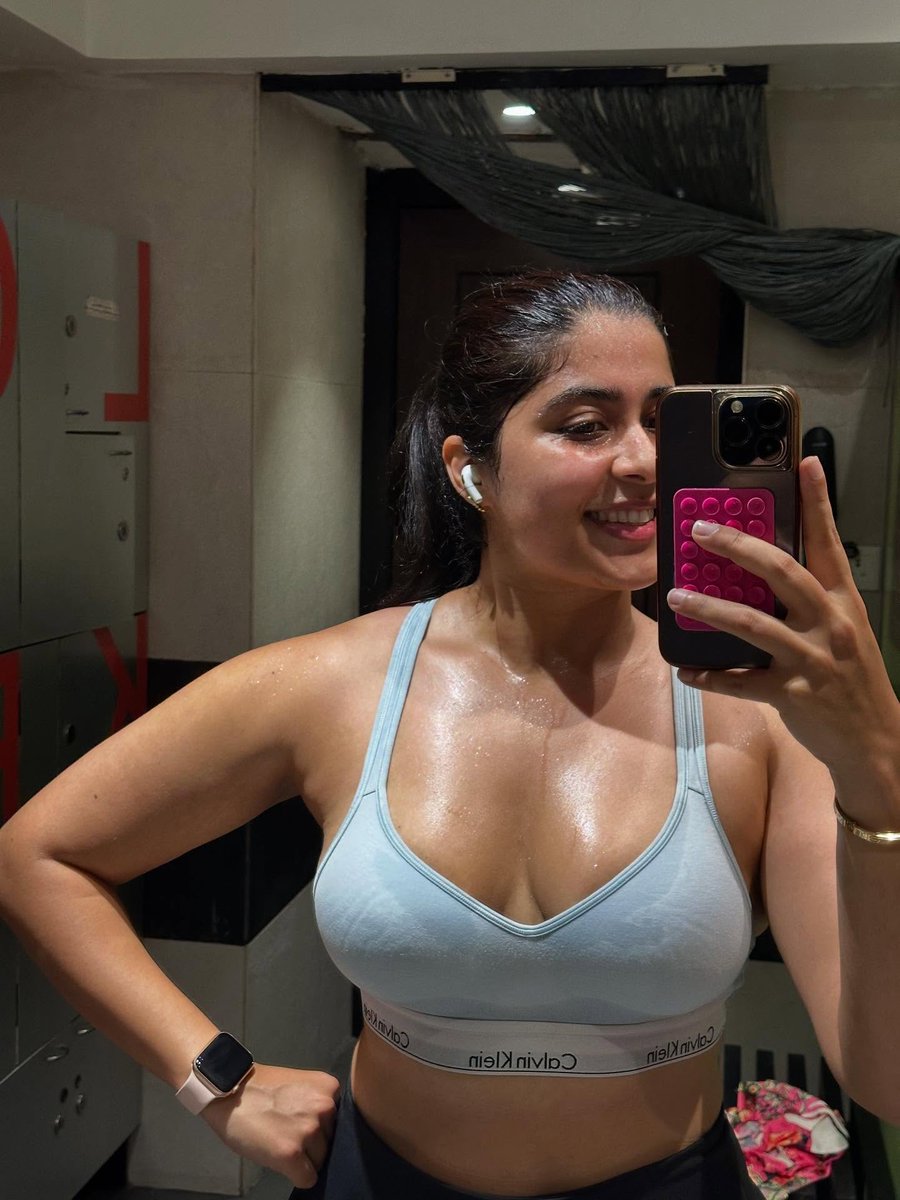 Nikita Sharma tweet media