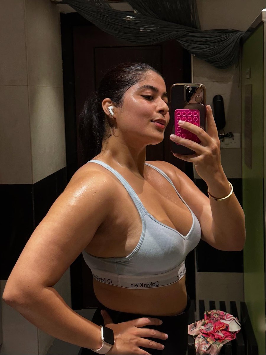 Nikita Sharma tweet media