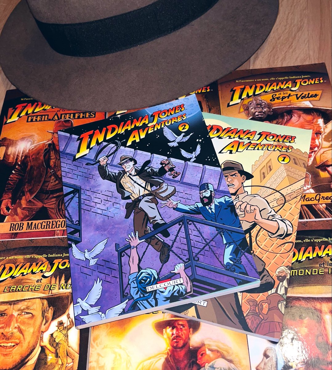 fisto_sr's tweet photo. 📚🎬🗺️🏛️🗿⚱️🤠👊🏼💥
#VendrediLecture
à la poursuite de sculptures !
Relecture d’ @indianajones aventures tome 2 (2009) de Mark Evanier, @cretineb &amp; @rleep chez Delcourt en 2010 pour @DarkHorseComics &amp; @Lucasfilm .
↪️ https://t.co/XQKpQWWooF
#indianajones https://t.co/PjeB12xgx2