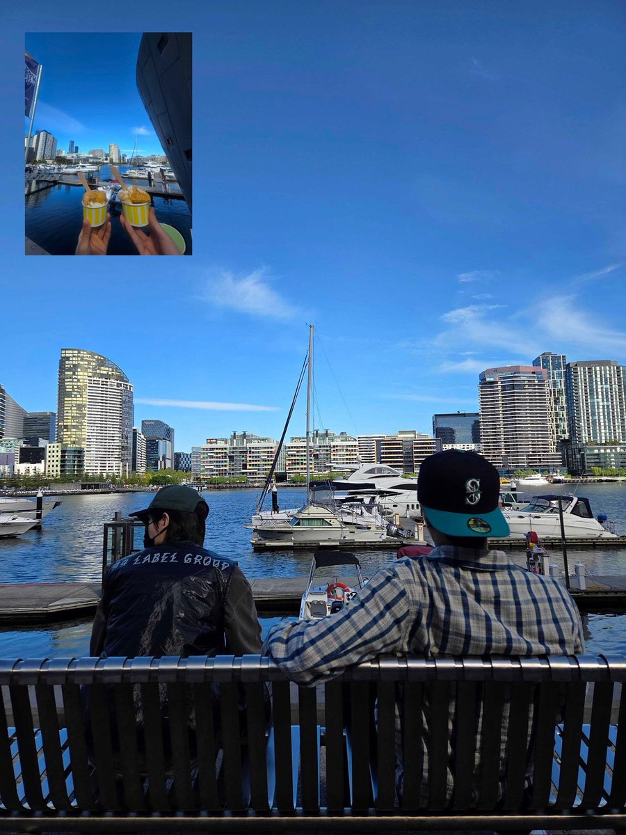 THEYRE ACTUALLY HAVING A GOLDEN GAY TIME what the hell it randomly chose jay to go with jake to oceania dude it’s real