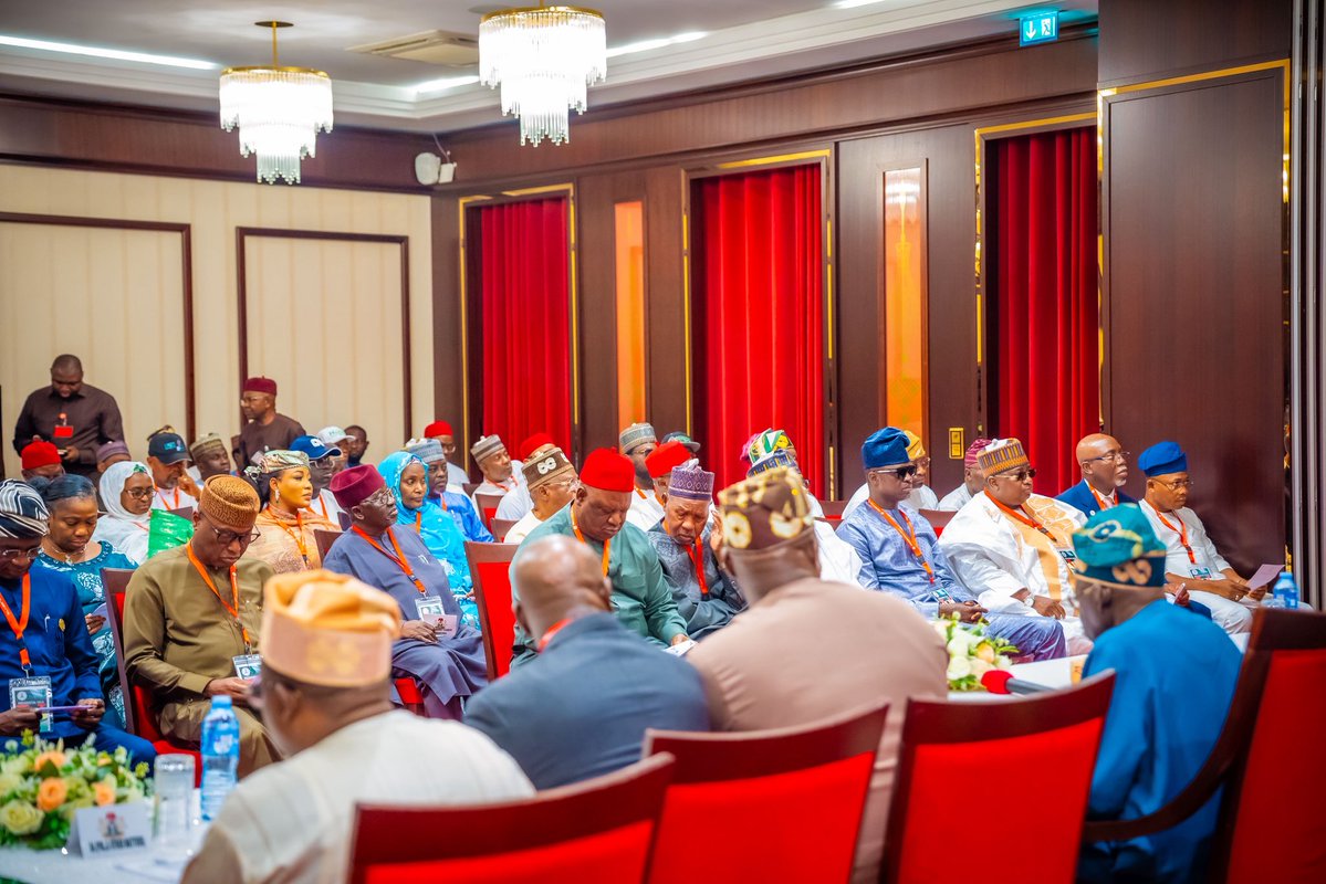 Representing the Progressive Governors’ Forum (PGF) at the Presidential Villa during a strategic meeting with President Bola Ahmed Tinubu and the Renewed Hope Ambassadors.

Governance and political vision must remain in lockstep to deliver lasting results for our people. We
