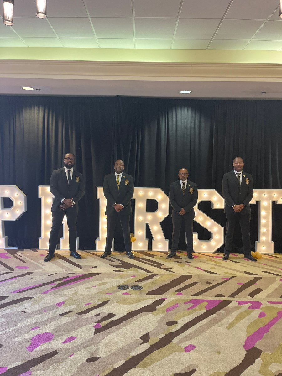 sf_alphas's tweet image. The 77th Western Regional Convention of Alpha Phi Alpha Fraternity, Inc. brought together brothers from across the western region in the vibrant city of Tucson, AZ, for a weekend filled with leadership development, brotherhood, and impactful programming. 🤙🏾❄️🤙🏾 #AlphaPhiAlpha