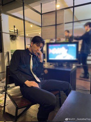 もこよ tweet media