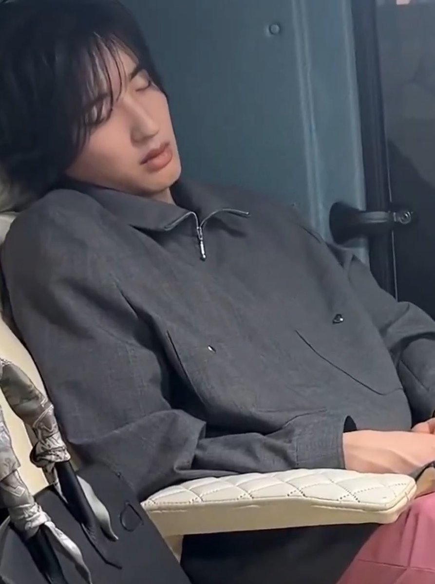 ａｙｋ💝🪽 tweet media