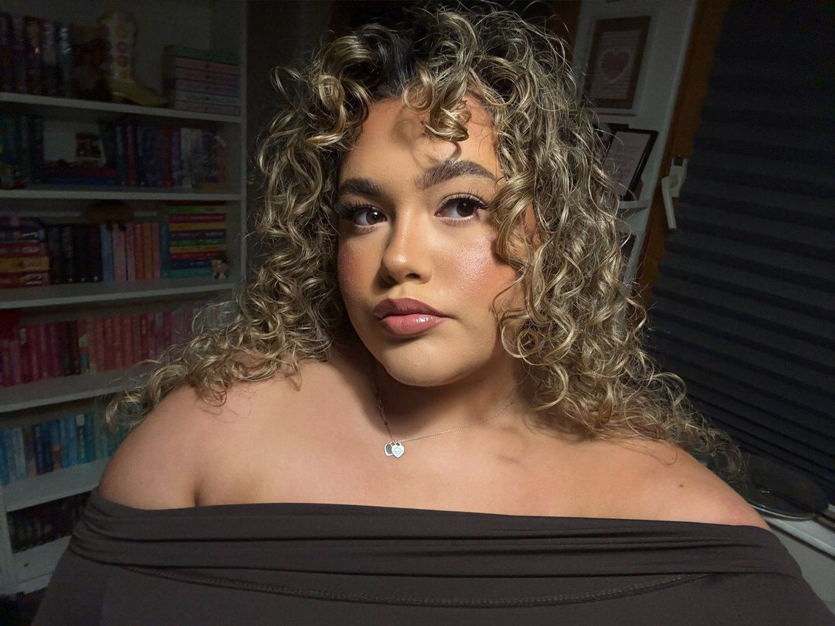 moo is meeting the 118 𝜗𝜚 tweet media