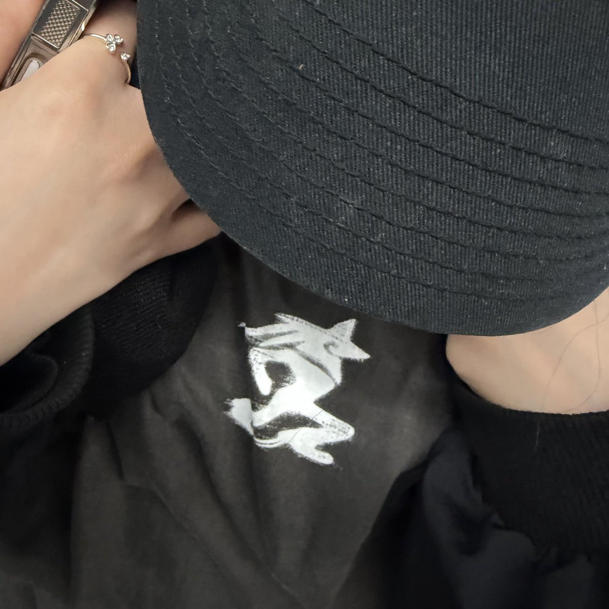 1_sungg_'s tweet photo. 재밌는거함 ! https://t.co/Esl4IwqlHO