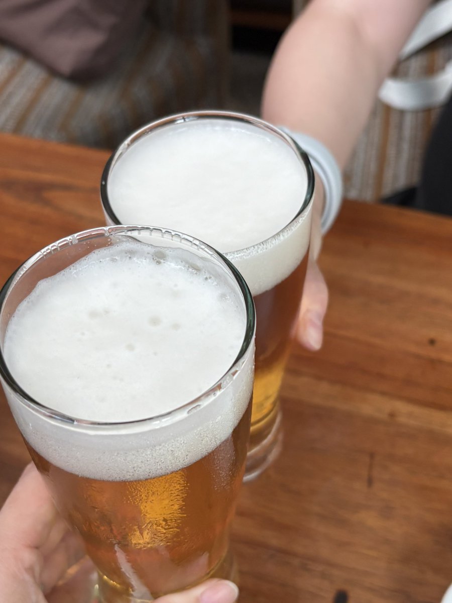 3450special's tweet photo. 昨日は朝からランニングして昼ビール🍻暑かったけどいい汗かいてビールが美味しかった！しかもハッピーアワー？で一杯35Kだったのも最高😀
お付き合いくださりありがとうございました！ https://t.co/N0Sdqjv0L9