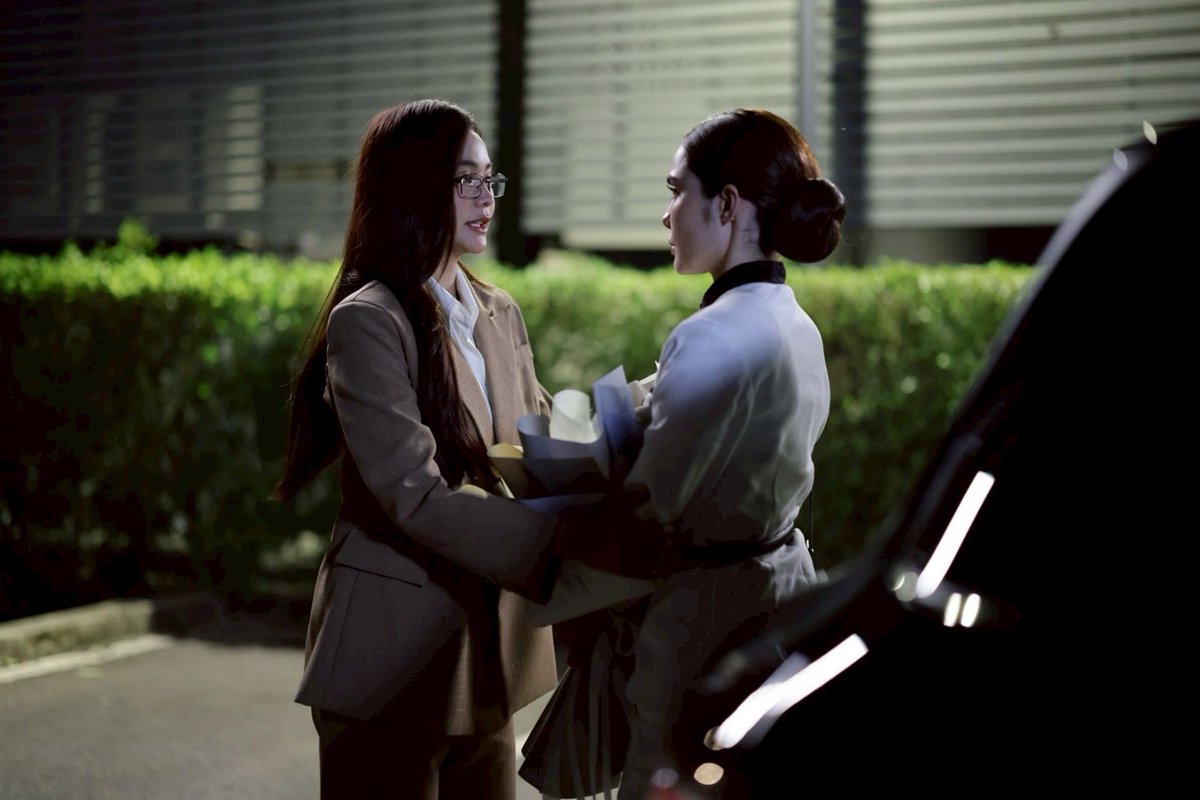 TripleClick tweet media