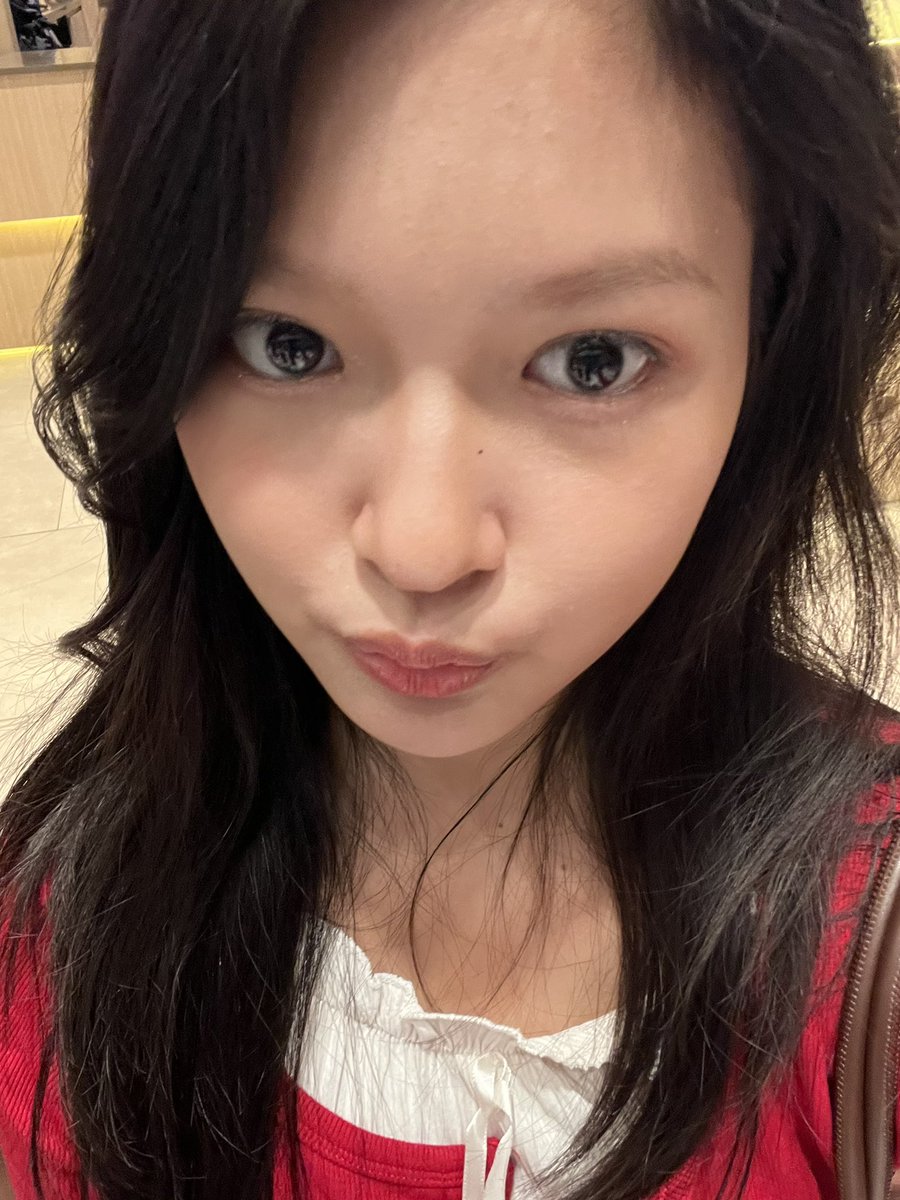 Celline Thefani tweet media