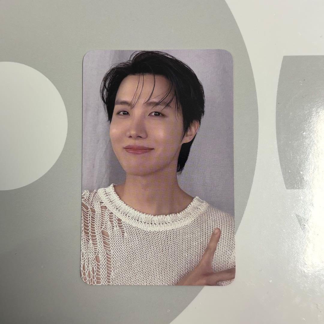 j-hope ♡ tweet media