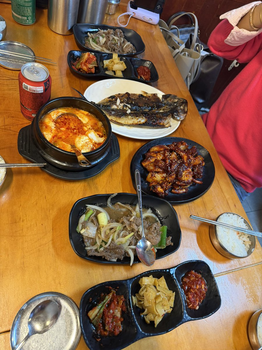 HD betul rasa makanan kat korea. idk how to explain😭🙏🏻