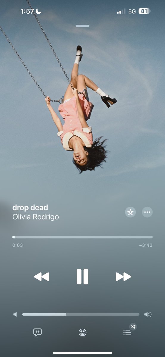 samantha tweet media