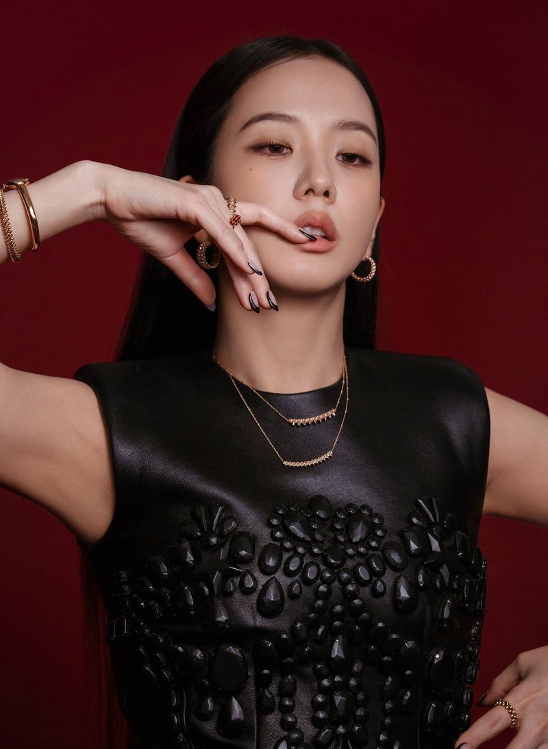 BLACKPINKMXCO's tweet photo. Estamos exactamente a una semana para ver a #JISOO como la primera asiática en recibir el premio Madame Figaro - Rising Star en el Festival Canneseries ❤️‍🔥🙂‍↔️

📆 23 de Abril
⏰ Horarios
10:15AM 🇲🇽 🇭🇳🇸🇻 🇬🇹🇳🇮🇨🇷
11:15AM 🇵🇪🇪🇨 🇨🇴🇵🇦
12:15PM 🇨🇺 🇻🇪🇧🇴🇵🇷 🇩🇴
13:15PM 🇦🇷🇵🇾 🇧🇷🇺🇾🇨🇱
18:15PM 🇪🇸

@officialBLISSOO