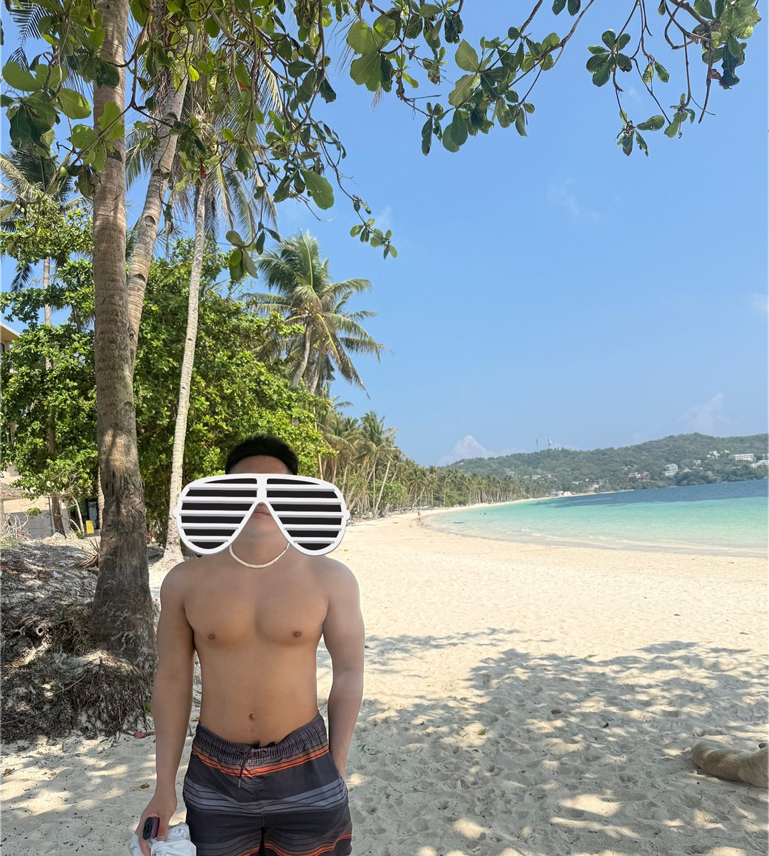 Alex Pengson tweet media