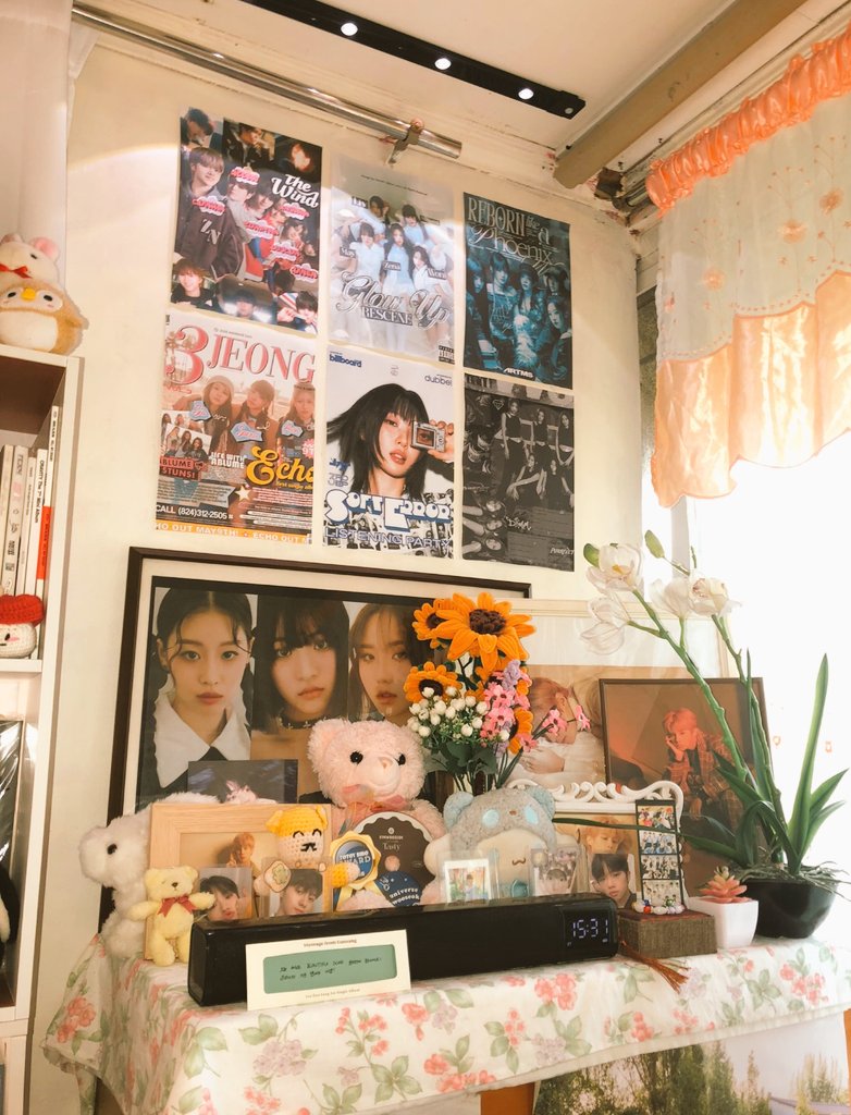 ꕤ 𝓙𝓮𝓮𝔂𝓭𝓮 𝑎𝑏𝑙𝑢𝑚𝑒 𝑐𝑜𝑚𝑒𝑏𝑎𝑐𝑘⋆*･ﾟ tweet media