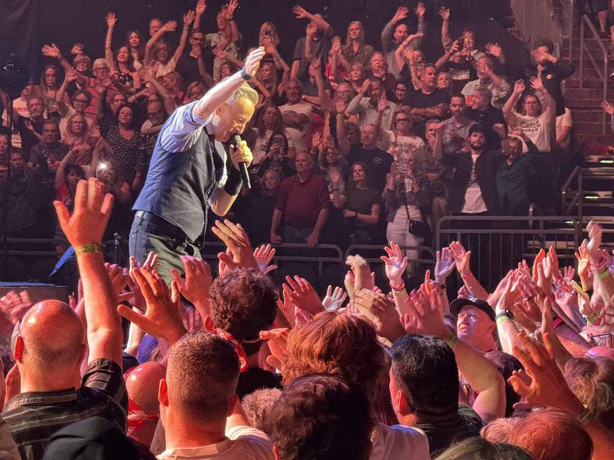 Let’s fight for our country,” <a href="/springsteen/">Bruce Springsteen</a> spoke to the crowd. “Are you with us Arizona?” Before breaking into #MyCityofRuin #ComeonRiseUp