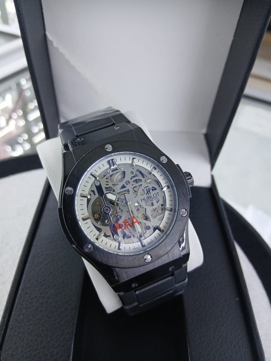 Wrist Flex ⌚️ tweet media