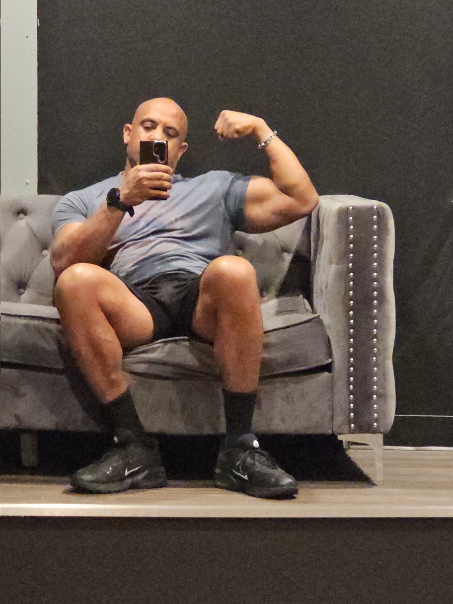 K_Dfitness's tweet photo. @kitthebeefcake Let's find out https://t.co/dM07X7klrY