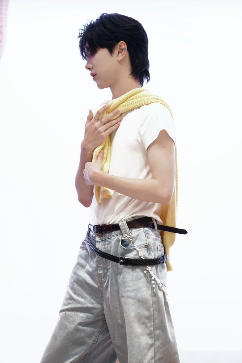 ɴᴏɴɢʙᴜᴀ. tweet media