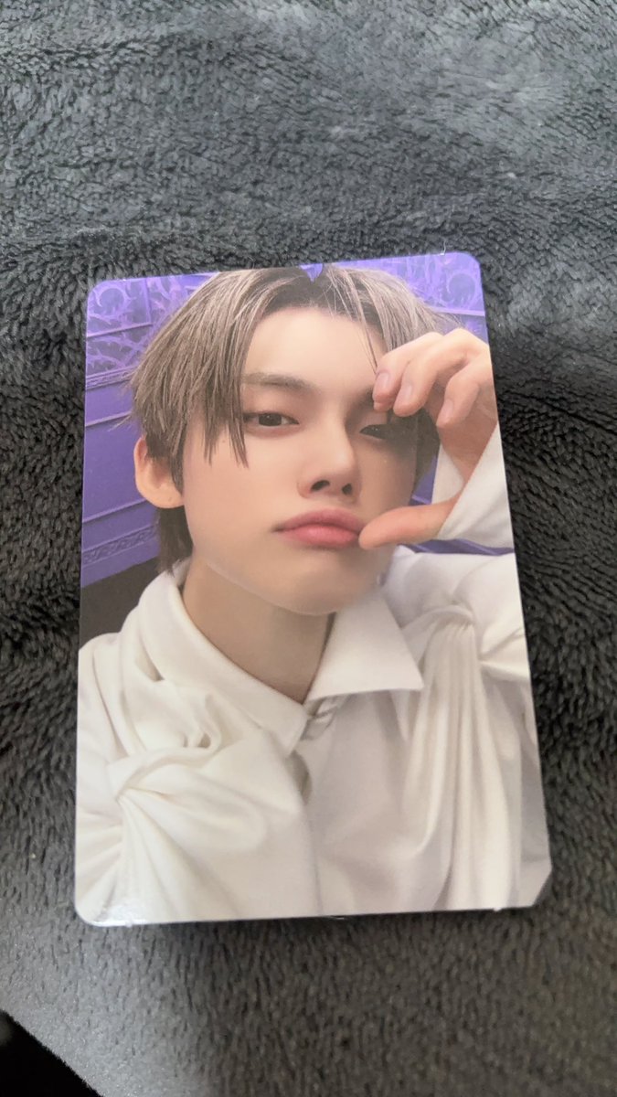 jjj🐿️ tweet media