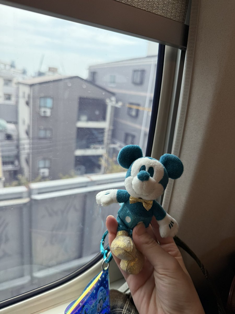 大阪へ .. 🚄