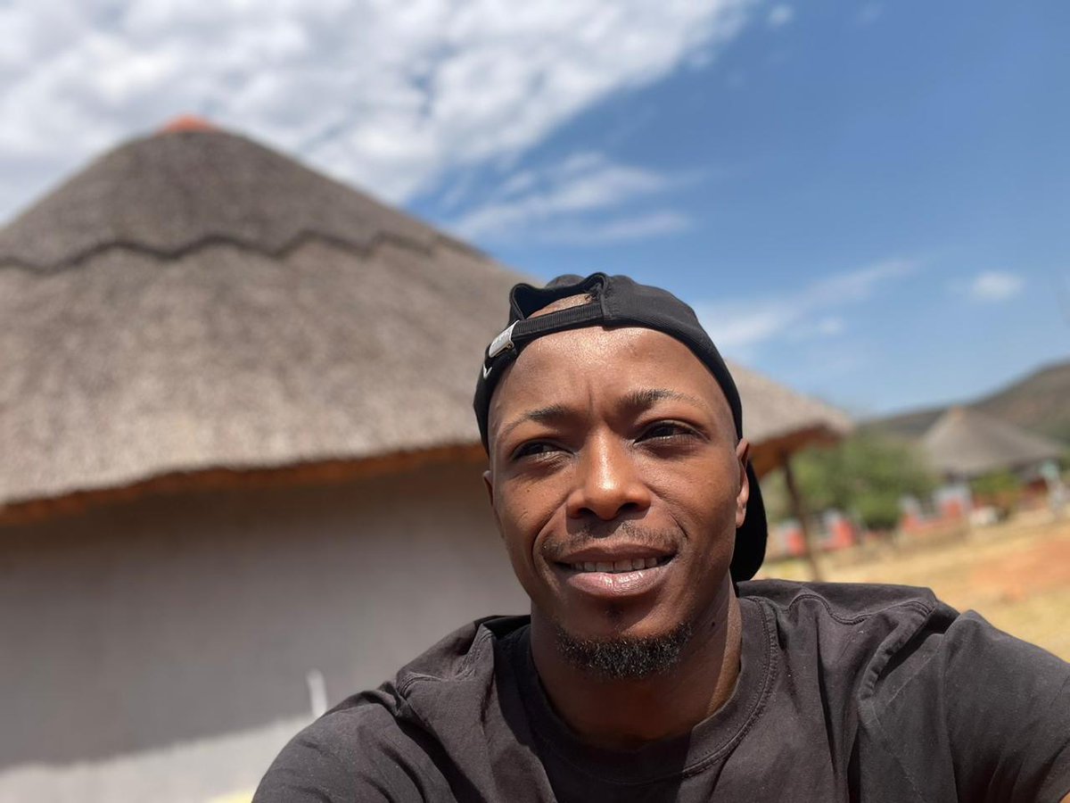 Gift Mokhampanyane 👑😎✊🏽 tweet media