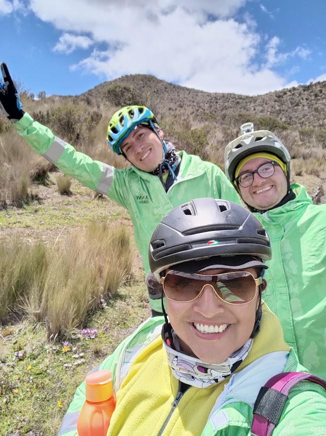 G8AventuraBIKE tweet media