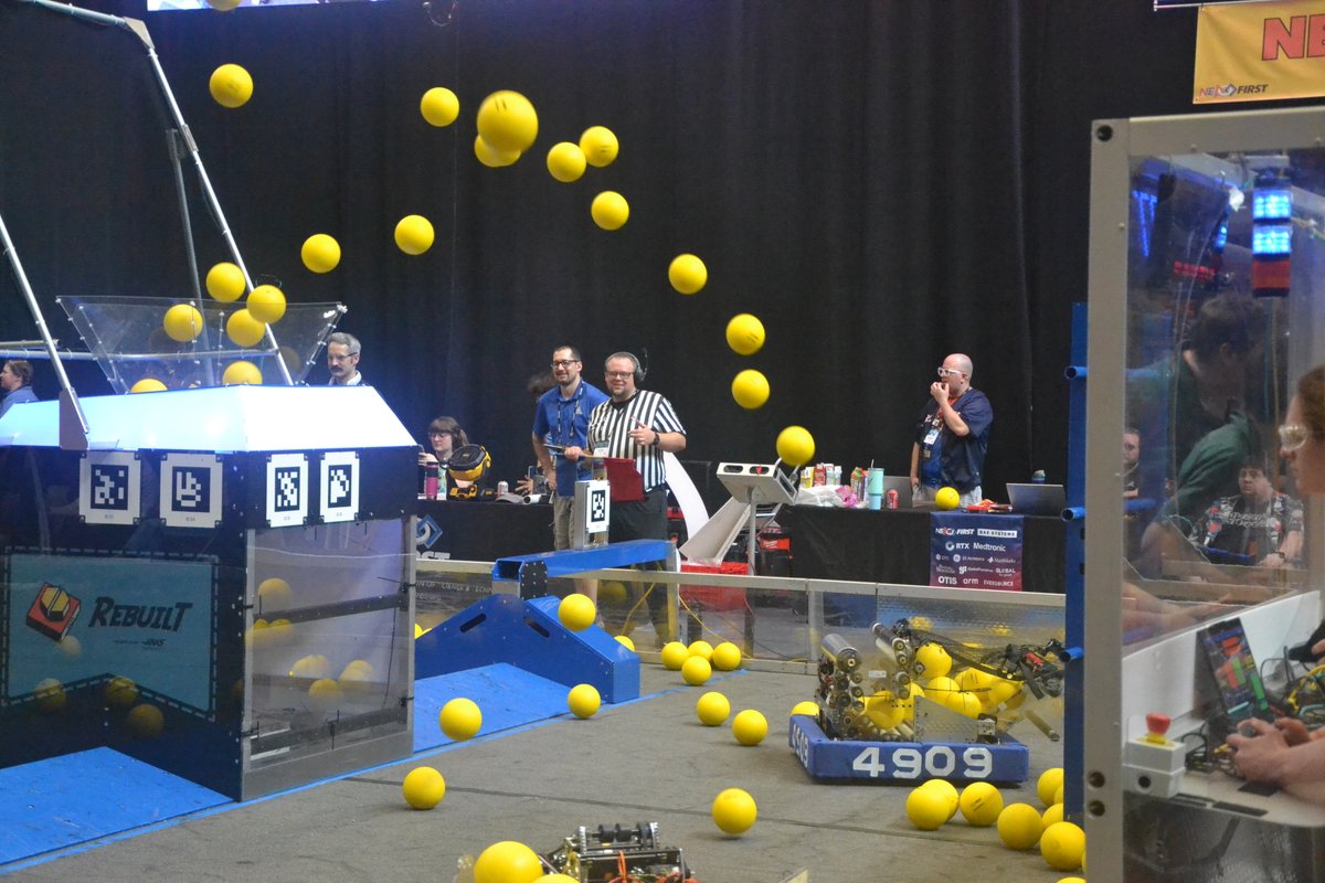 team4909's tweet image. Day 1 of DCMP with Team 4909 Bionics and our new bot. Dialed in, running smooth, and ready to make some noise on the field. Huge thanks to Intuitive Foundation for supporting our season.
 #omgrobots #FRC #nefirst #robotics #rebuilt