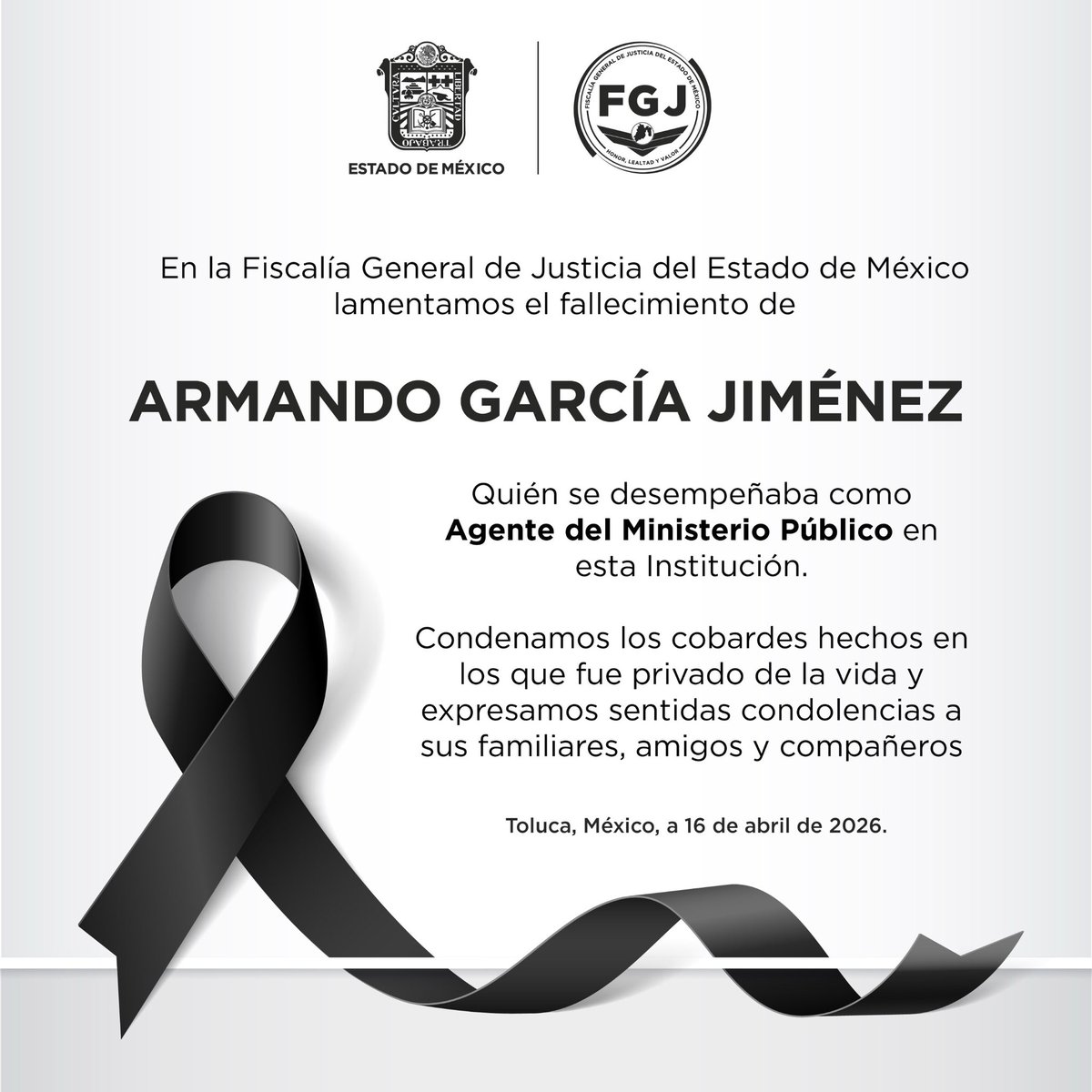 FiscaliaEdomex's tweet photo. La #FiscalíaEdoméx condena la cobarde agresión por la que fue privado de la vida nuestro compañero Armando García Jiménez, quien se encontraba en cumplimiento de su deber.
Quienes formamos parte de esta Institución nos unimos respetuosamente al dolor de las y los familiares y reiteramos que no habrá impunidad.
Todo el peso y la fuerza de la #FiscalíaEdoméx