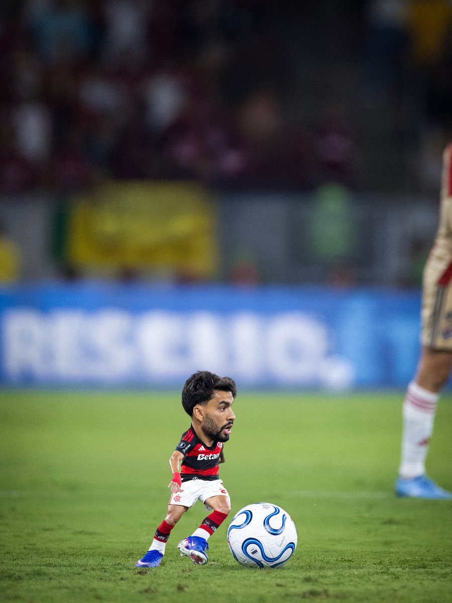 😂❤️🖤 ELE TÁ CRESCENDO! É o Paquetá com o <a href="/Flamengo/">Flamengo</a> em busca da #GloriaEterna!